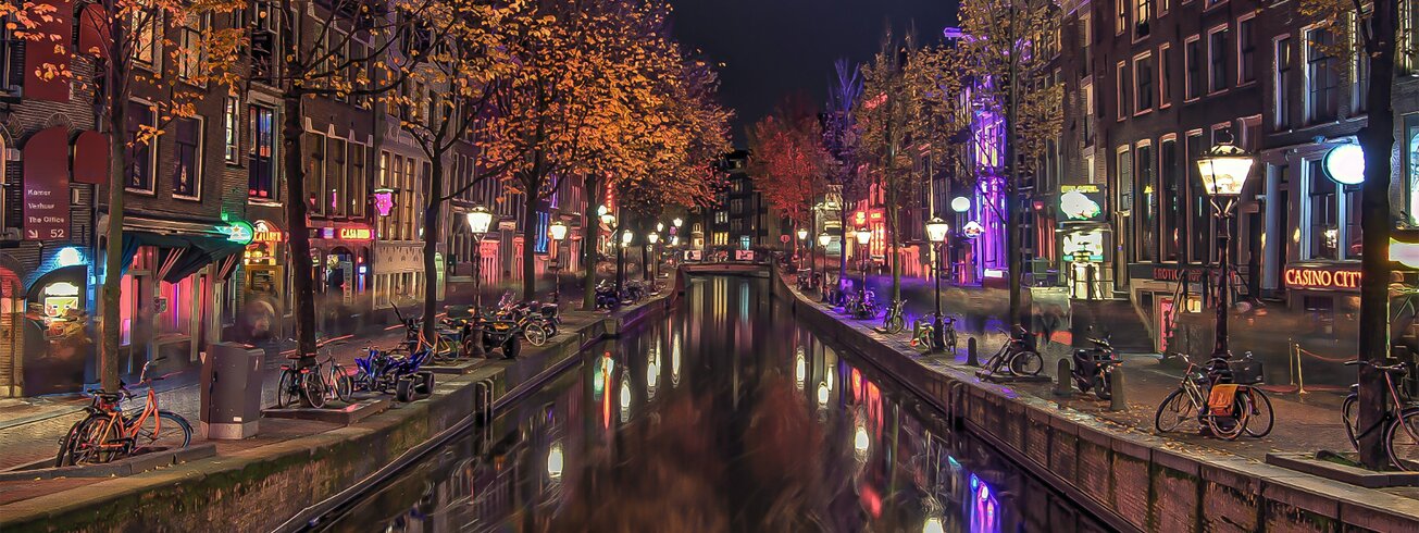 Silvesterreise nach Amsterdam im Rotlicht Viertel bei Nacht