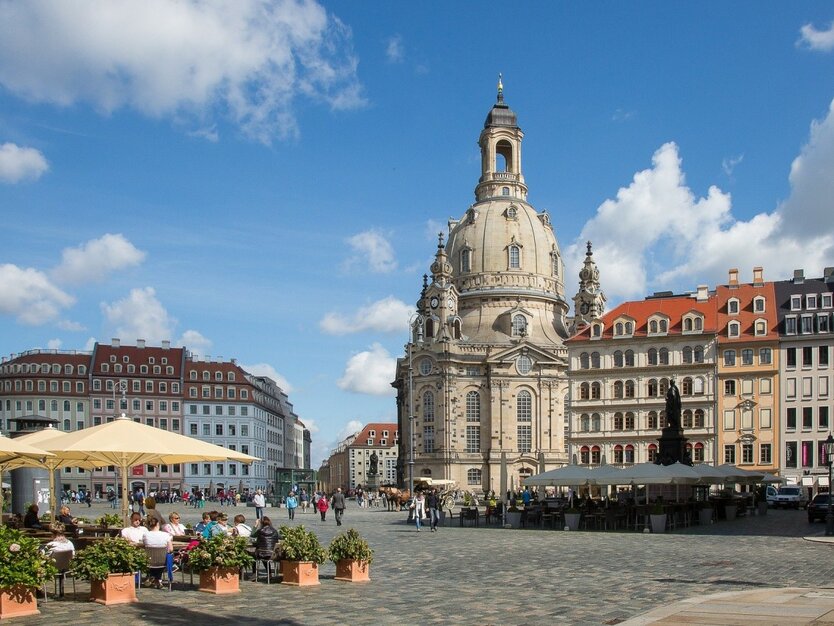 Tagesausflug nach Dresden, Dresdener Neumarkt, Frauenkirche, mit Café
